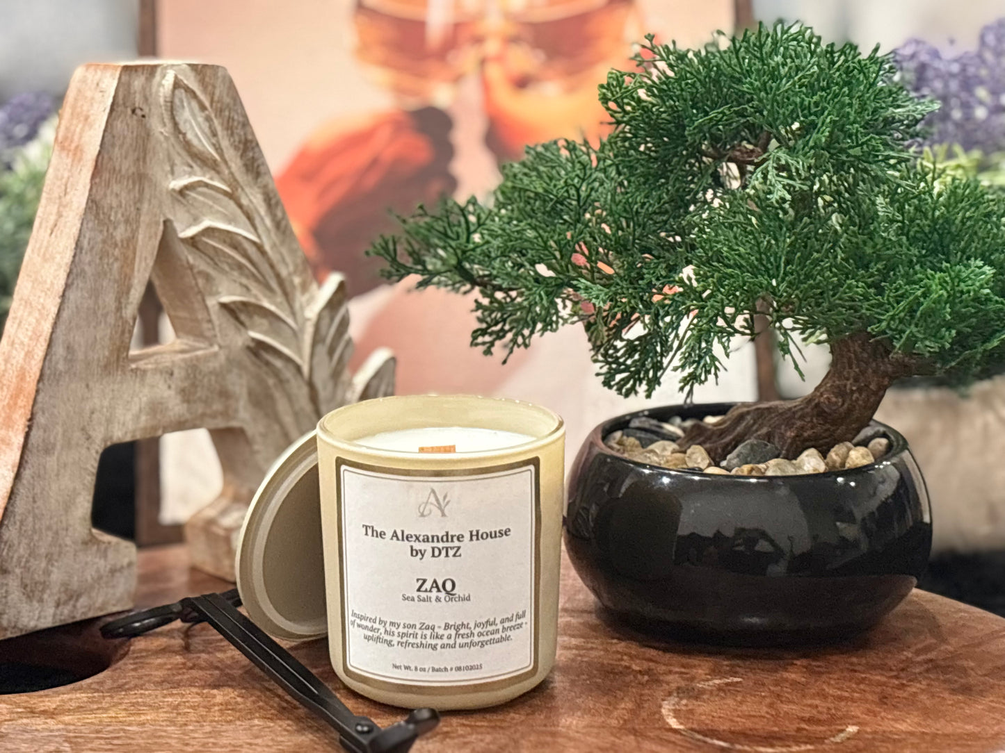 ZAQ | Sea Salt & Orchid Signature Candle (8 oz)A fresh, coastal luxury candle with a crackling wood wick