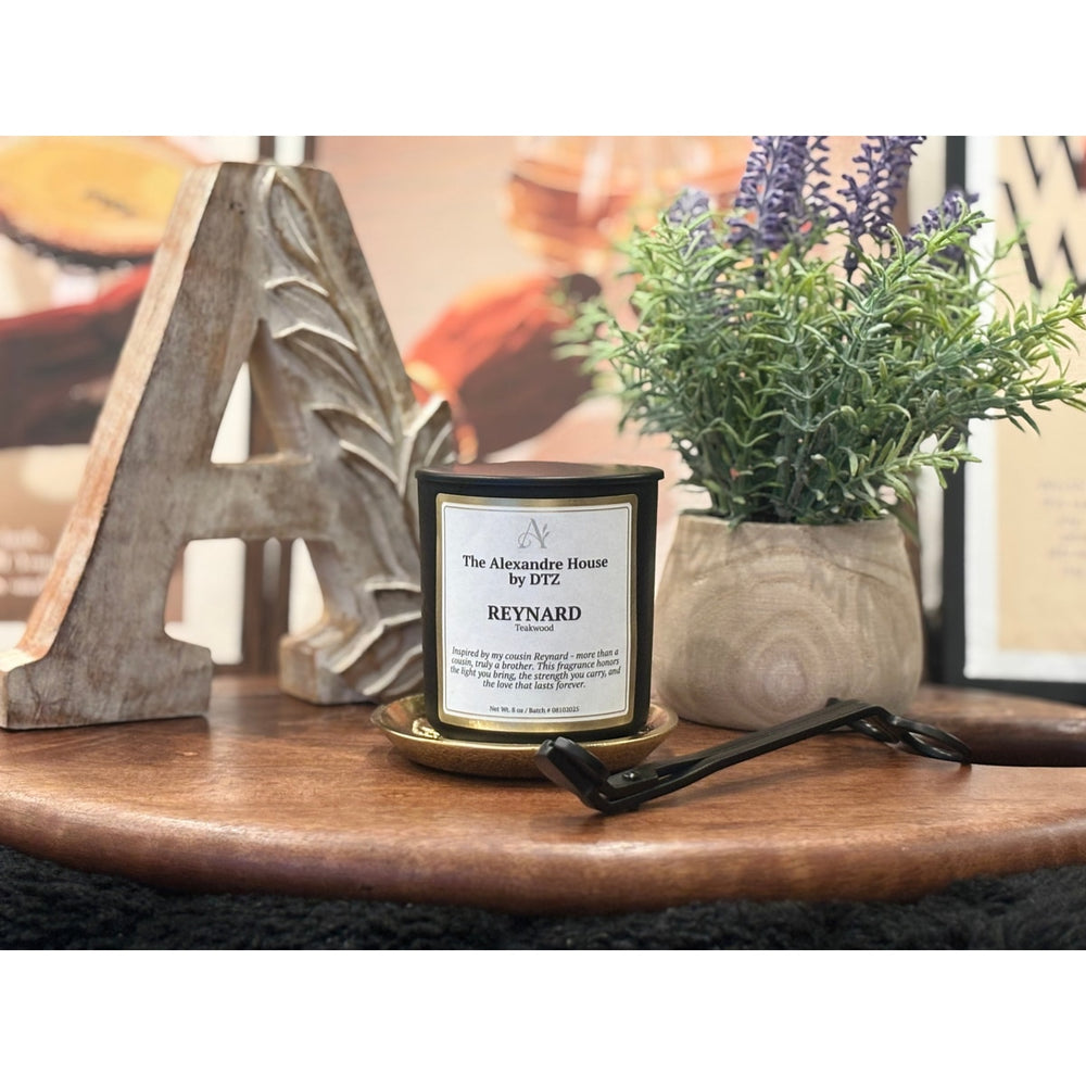 Reynard | Teakwood Signature Candle (8 oz) — A deep, masculine luxury candle with a crackling wood wick