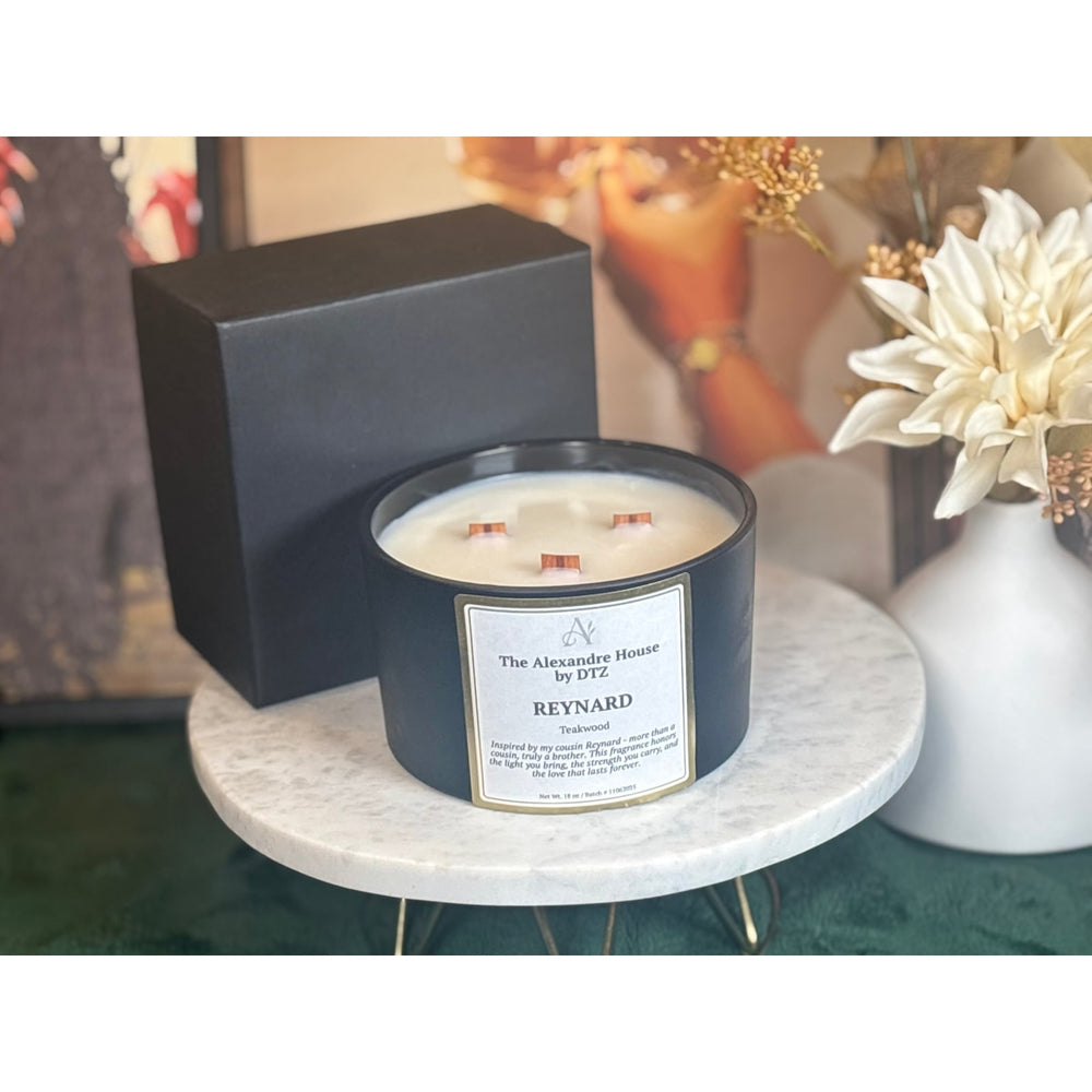Teakwood | 18 oz Signature Candle - Luxe Box Included