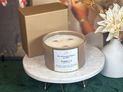TORRI 2.0| Vanilla Cashmere 18 oz Signature Candle - Luxe Box Included