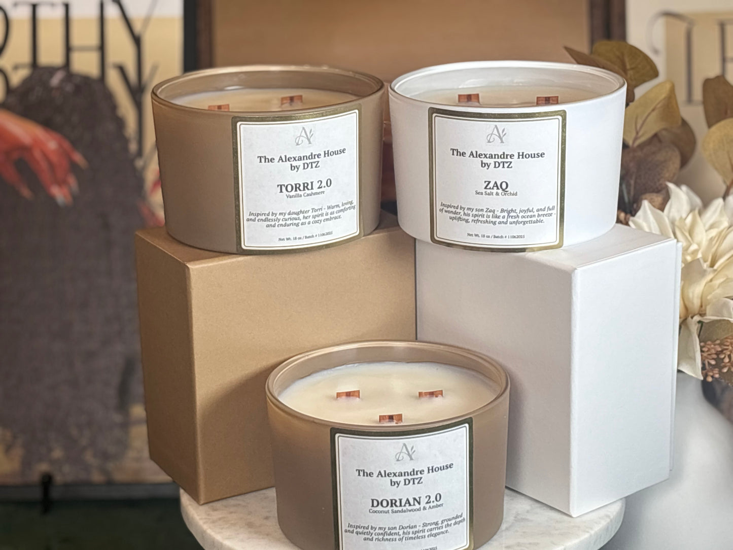 TORRI 2.0| Vanilla Cashmere 18 oz Signature Candle - Luxe Box Included
